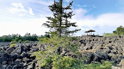 五大连池风景区龙门石寨景区-块状熔岩流第 5 张图片