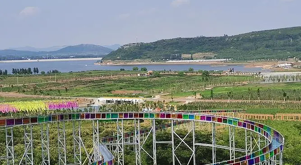 压油沟音乐时光隧道漂流