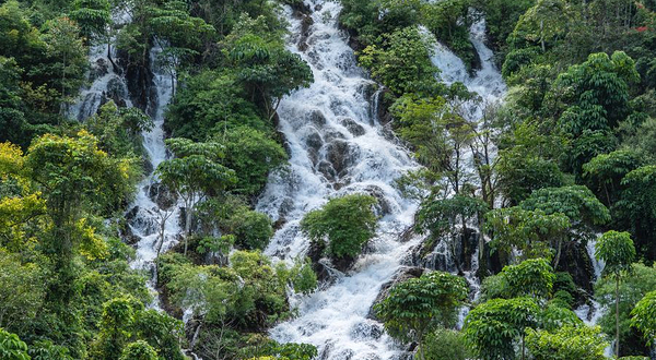 小七孔景区-翠谷瀑布