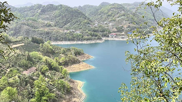 清江画廊生态度假村