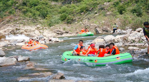 兴隆县红河漂流