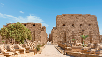 底比斯古城及其墓地