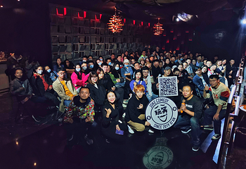 玩笑喜剧新城剧场第 17 张图片