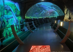 中国西峡恐龙遗迹园-时空隧道