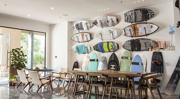 恩佐尾波冲浪俱乐部