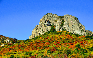 乌兰木图山风景区