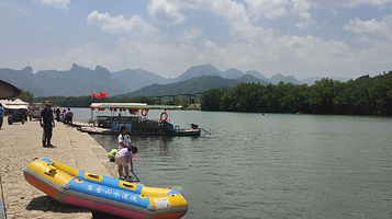 楠溪江景沙岗西优村竹筏漂流