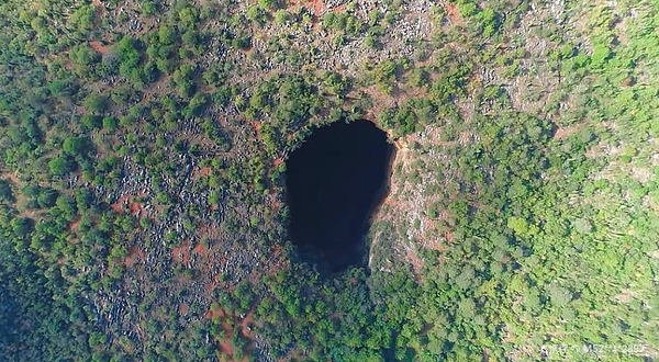 沾益区大坡乡天坑