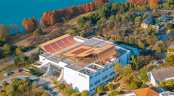 灰汤温泉华天城旅游度假区