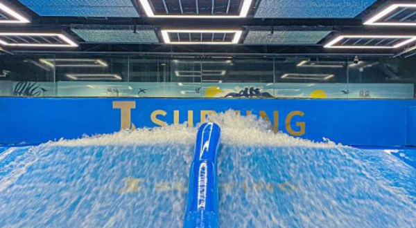 极爽滑板冲浪俱乐部(海珠琶洲六元素店)