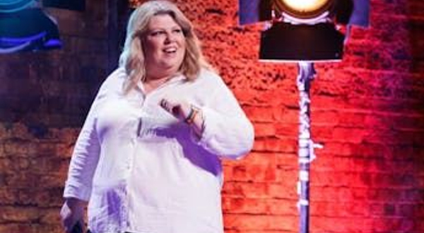 英国约克 · Urzila Carlson 单口喜剧表演