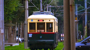 红旗街54路文旅专列