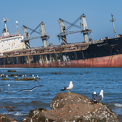 搁浅货轮布鲁维斯号