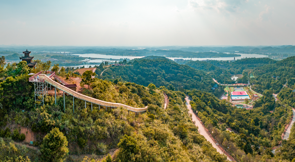 南宁圣名岭旅游区