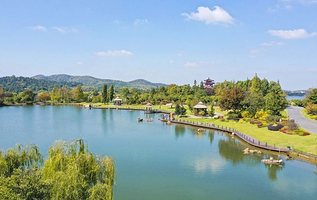 南京银杏湖乐园·天鹅湖