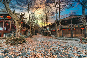 炬蜂民国欢乐小镇