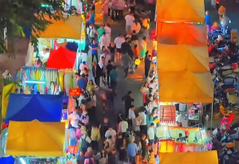 第1市场夜市第 1 张图片