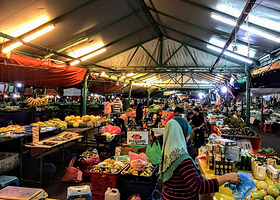 Anjung Kinabalu (AKINA Night Market)