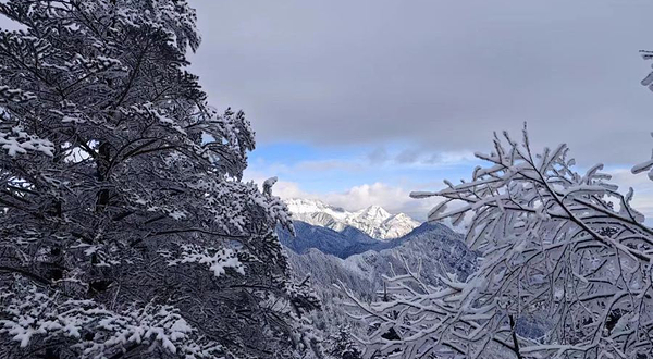 西岭雪山