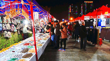 江边夜市