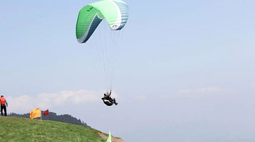玉屏山滑翔伞训练基地