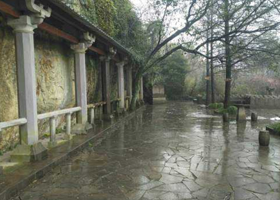 达蓬山摩崖石刻