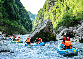 十二背后·清溪峡景区