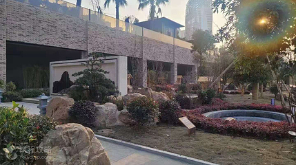 御水天赐冰碛岩温泉第 2 张图片