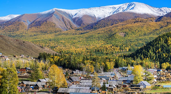 白哈巴旅游景区观景台