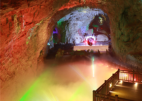 张家界九歌山鬼夜游景区