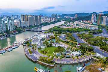 鹿回头广场第 1 张图片