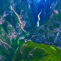 香格里拉大峡谷