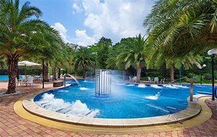 广州从化荔枝红温泉庄园