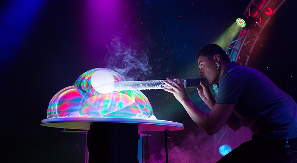 纽约百老汇《魔幻泡泡秀》