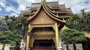 景洪市曼听公园剧场