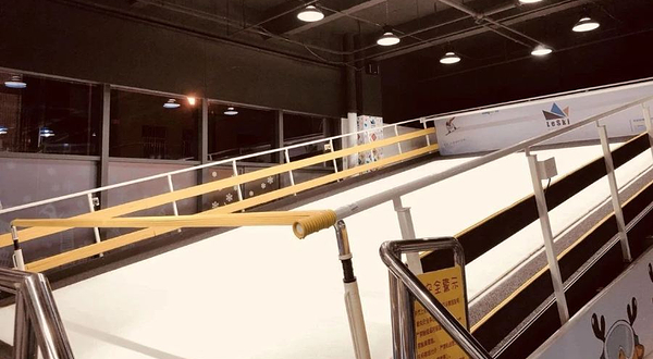 SKINOW雪乐山室内滑雪(龙岗店)