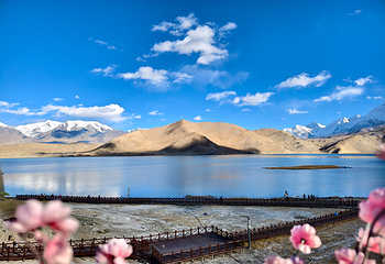 慕士塔格峰-喀拉库勒湖景区第 10 张图片