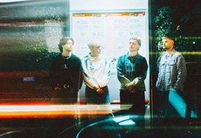 英国曼彻斯特 · Only The Poets 演唱会