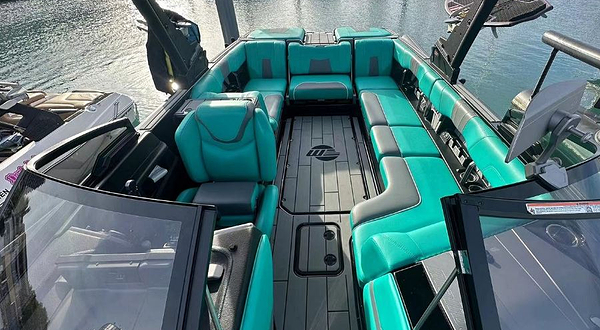 武汉木兰湖尾波冲浪基地