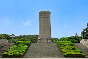 淮海战役烈士纪念塔