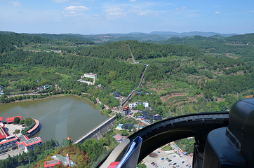 驼峰洛带机场空中游览第 15 张图片