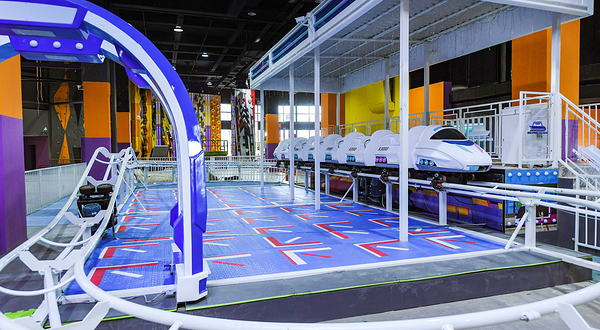 多乐岛成都运动游乐城·蹦床攀岩·滑梯拓展·团建派对