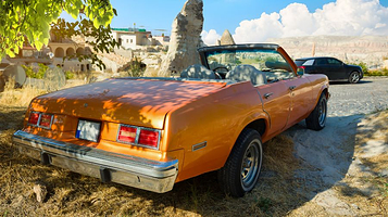 卡帕多奇亚老爷车租赁基地