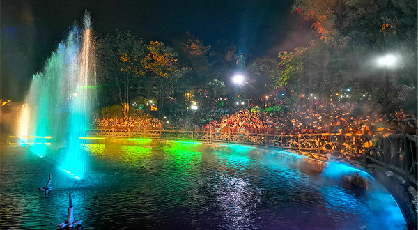 (重庆黄水旅游度假区)秘境黄水奇幻乐园