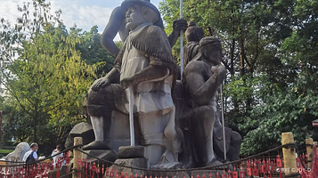 西蜀财神第一塔