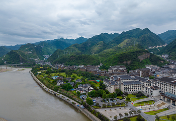 遵义市仁怀茅台酒镇旅游景区第 3 张图片