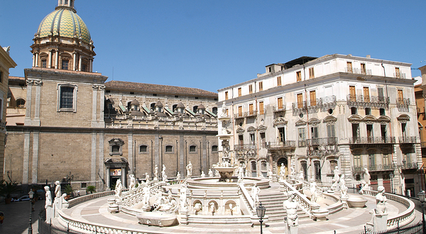 普雷托利亚广场