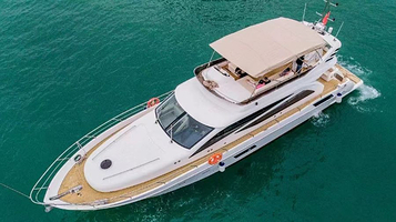 三亚弘荣游艇海钓俱乐部