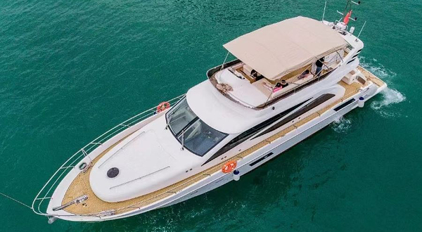 三亚弘荣游艇海钓俱乐部