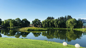 华彬国际高尔夫俱乐部